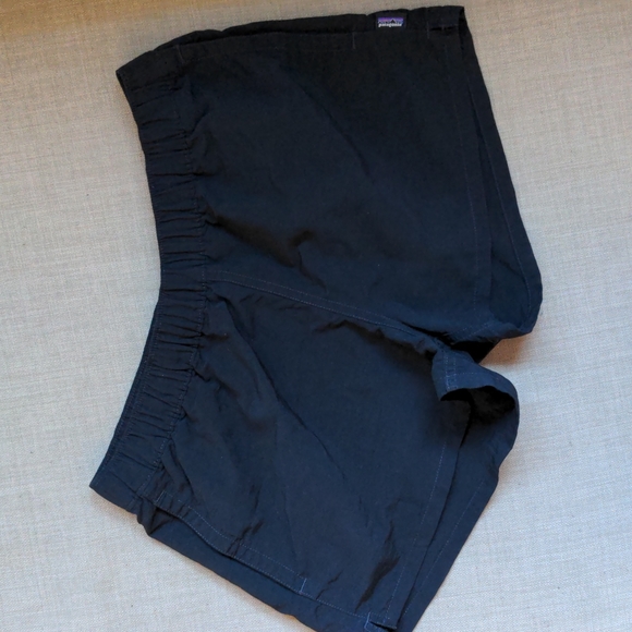 Patagonia Barely Baggies 2.5” Black Size M - Picture 2 of 3